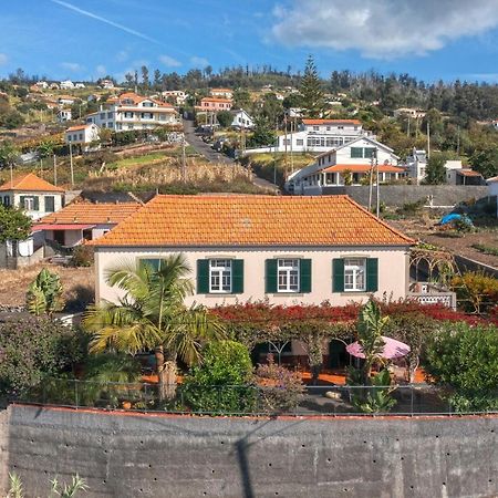 Cozy Villa Flora By Hr Madeira Estreito Da Calheta Esterno foto