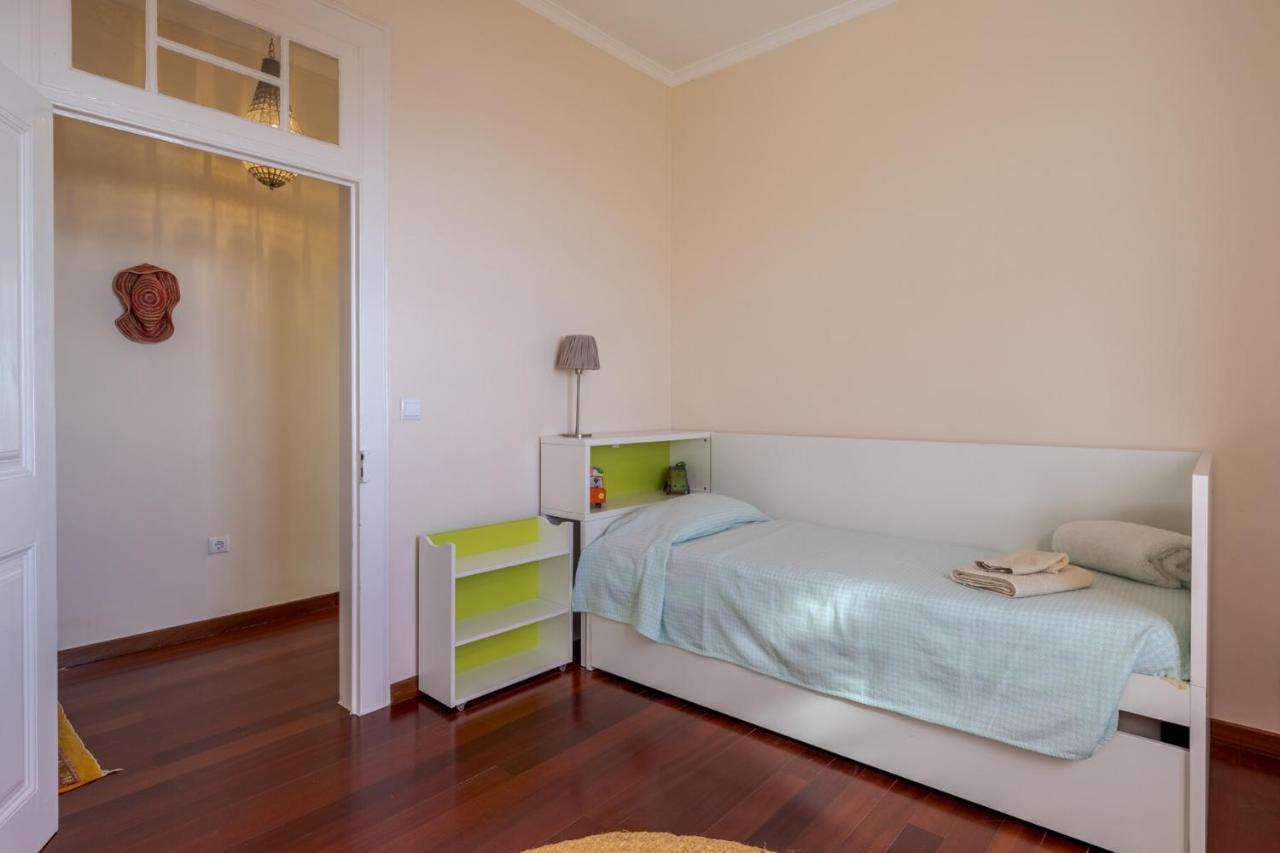 Cozy Villa Flora By Hr Madeira Estreito Da Calheta Esterno foto
