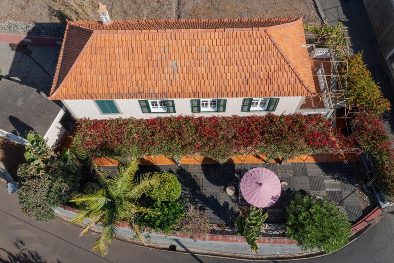 Cozy Villa Flora By Hr Madeira Estreito Da Calheta Esterno foto